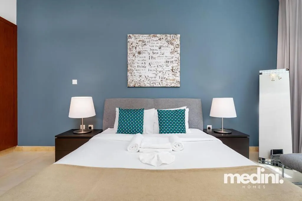 Large 1 Bedroom - Mag218 - Dubai Marina